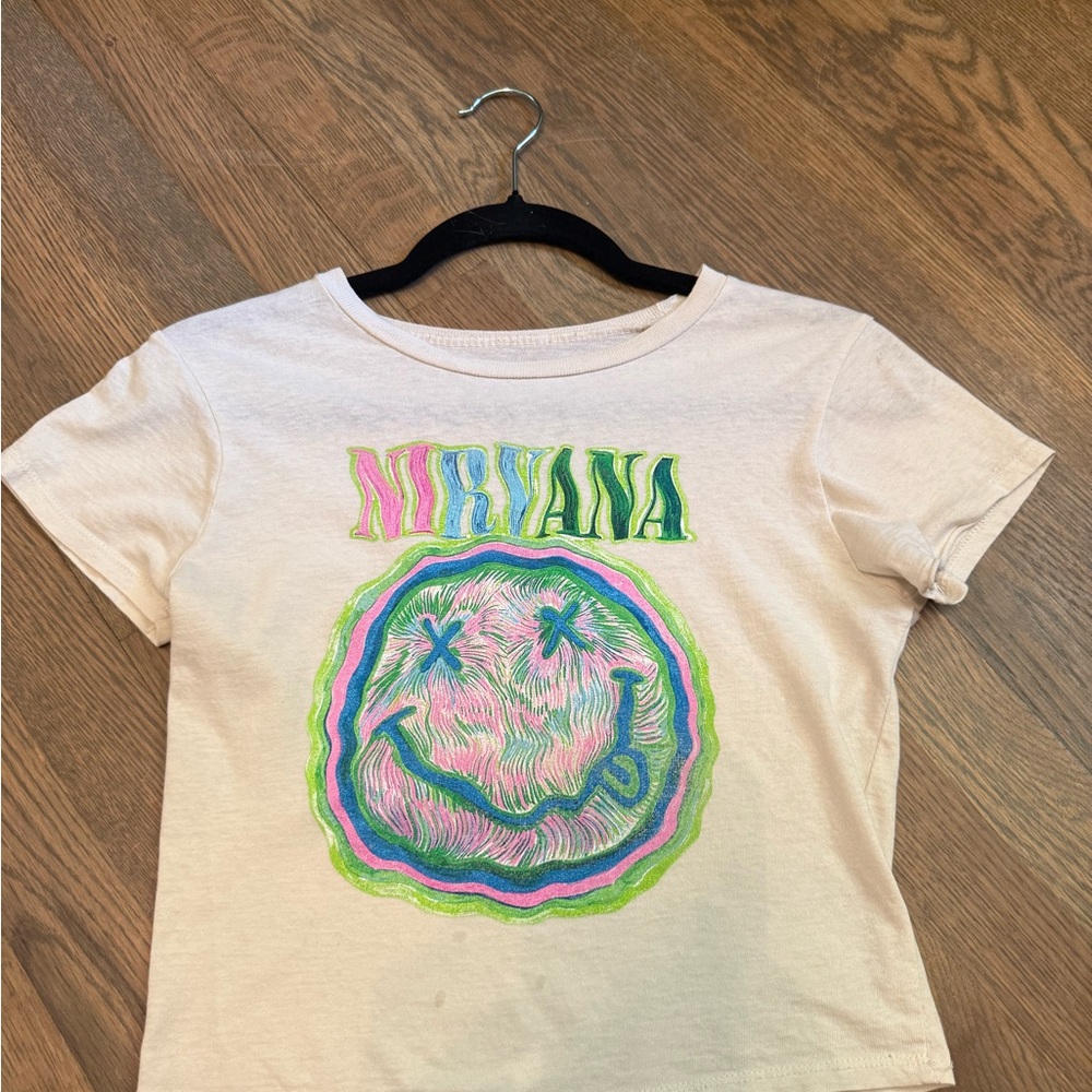 Urban Outfitters NIRVANA short Sleeve Tee